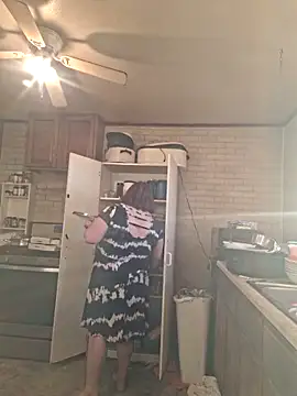 mcv131985 online show from February 2, 11:48 pm