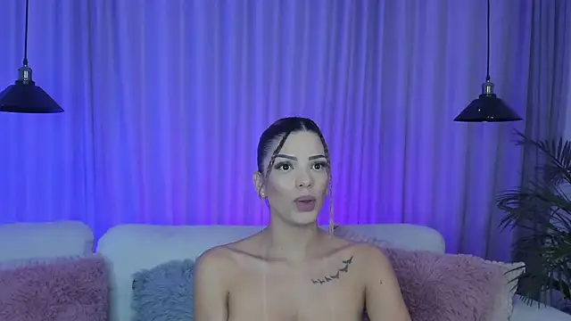 Ameliadickens online show from July 29, 8:20 pm