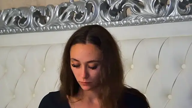 AliceMunro online show from September 10, 7:03 pm