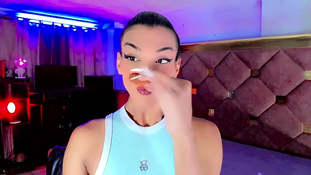 the-horus-girl online show from September 30, 12:27 am