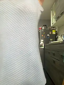 Sweeetness Milf online show from September 14, 5:22 pm