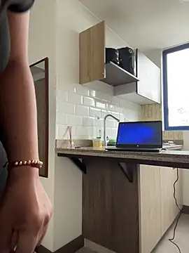 LauraCadwell online show from March 5, 12:56 pm