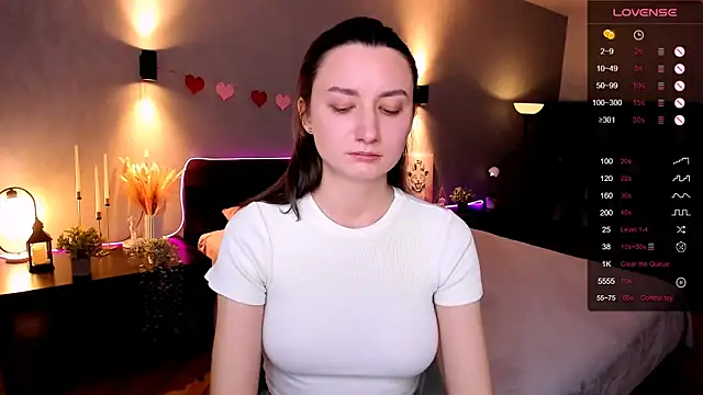 annacooleman online show from October 10, 5:45 am