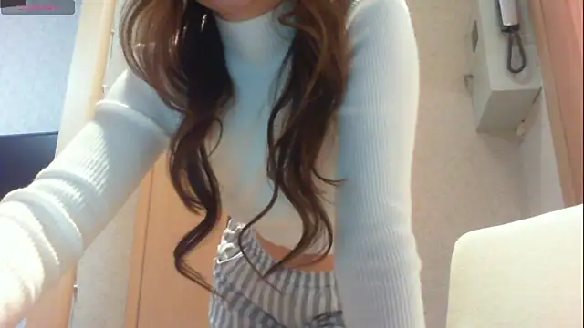 khu yam online show from February 1, 9:35 pm