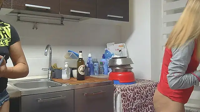 tixyanal70 online show from October 31, 7:40 pm