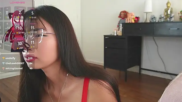 AlessiaVix online show from May 14, 4:35 pm