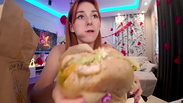 Anna Prince online show from February 16, 7:52 am