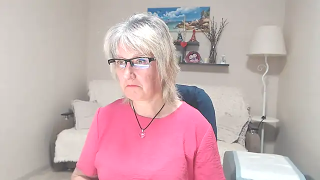 FleurMays online show from June 29, 10:37 am