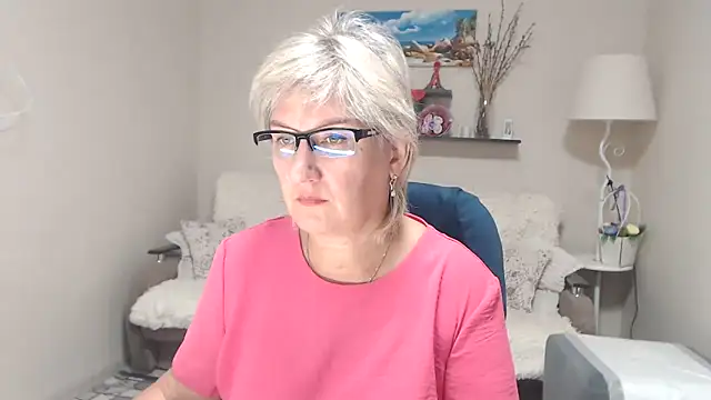 FleurMays online show from September 26, 3:37 am