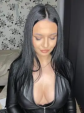 Nefera De Nile online show from February 17, 4:12 am