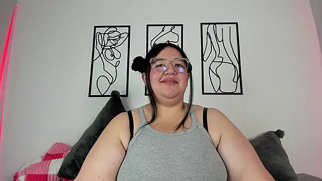 RubyPirsso18 online show from November 24, 9:39 pm