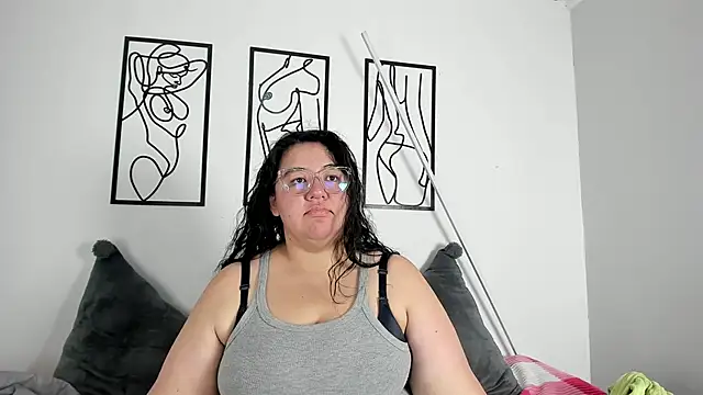 RubyPirsso18 online show from December 21, 7:29 pm