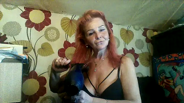 CassandraSandra44 online show from March 28, 8:36 am