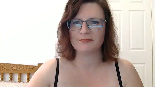 CrimsonMistress online show from November 29, 11:20 pm