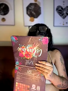 MaverickGray online show from October 10, 3:39 pm