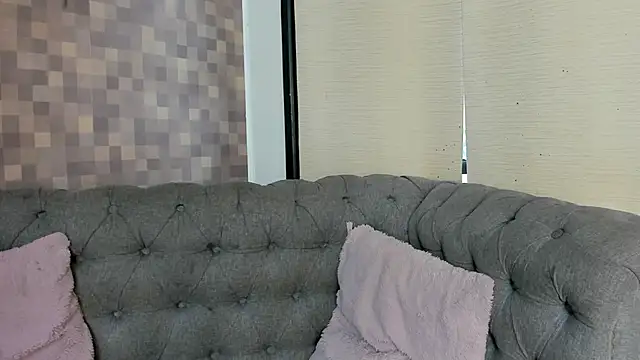 nataly velez online show from September 29, 7:52 pm