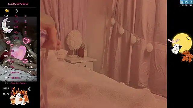 Candiesparkle online show from October 12, 5:15 pm