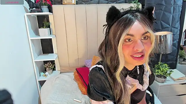 amapola hs online show from April 6, 10:11 pm