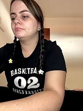 Im Amelia online show from September 11, 4:29 pm