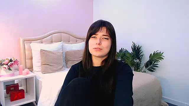  Sun Shy  online show from November 30, 9:24 am