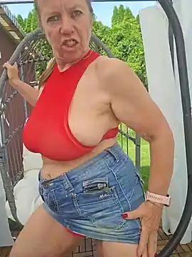 Supertitten95DD online show from June 2, 8:26 am