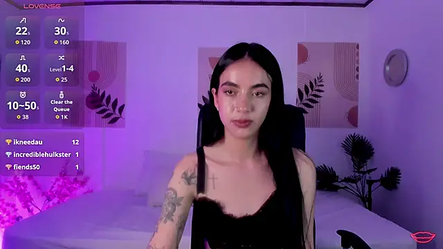 samy lewis online show from October 25, 8:44 am