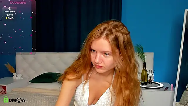 Eva  Lewis online show from November 27, 2:47 am