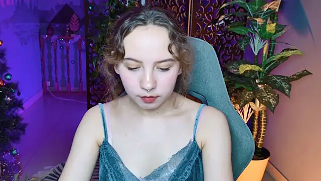 JasmineMilko online show from January 15, 5:24 am