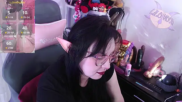 LiloMoon69 online show from September 30, 1:17 pm