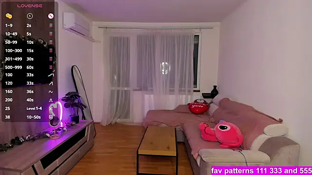 GabrielaLove  online show from November 28, 9:18 pm