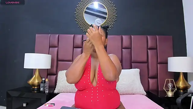 OliviaBurning online show from April 18, 7:58 pm