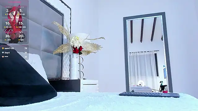 OliviaBurning online show from September 19, 7:35 pm