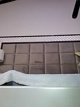 OliviaBurning online show from September 11, 7:36 pm