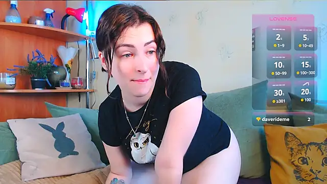 Caroline1995 online show from September 10, 7:19 am