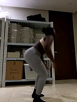 pretty shany online show from March 12, 5:15 pm