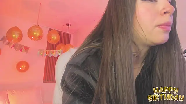 TiffanyWright online show from October 18, 12:08 pm