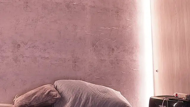 Nicky and Blake online show from January 16, 8:49 pm