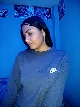 Nahiara velez online show from November 30, 12:15 am