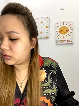 Odette68 online show from December 17, 7:12 am