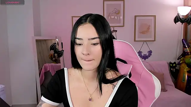 Veronica isaza   online show from October 5, 12:43 pm