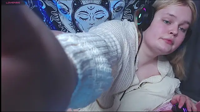 rozzhaos8 online show from November 1, 11:20 pm