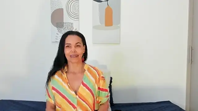 Evawalker  online show from December 4, 2:58 am