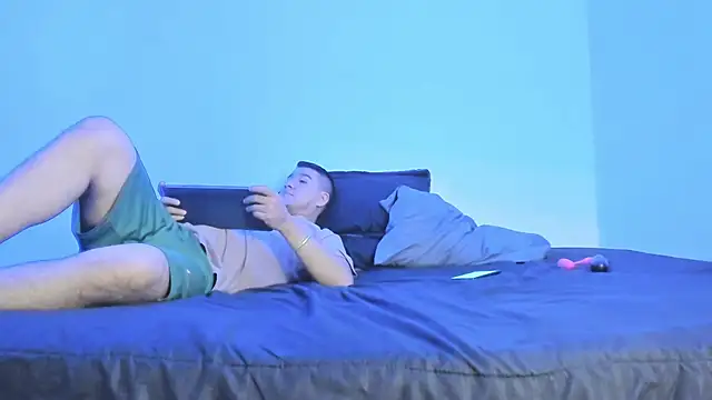 evanandsunny online show from September 12, 11:45 pm