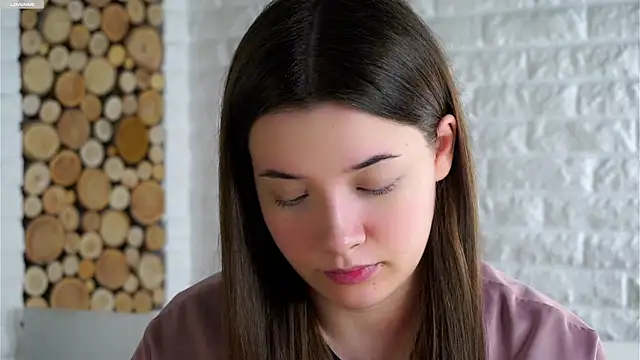 LowOncoming online show from December 17, 2:17 am