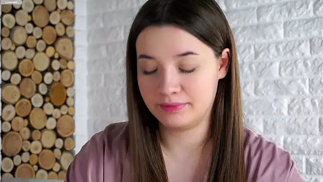 LowOncoming online show from January 6, 2:15 am