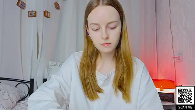 Wild  flowers online show from February 6, 12:36 am