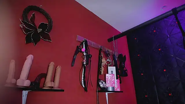 annavi  online show from April 11, 7:06 pm