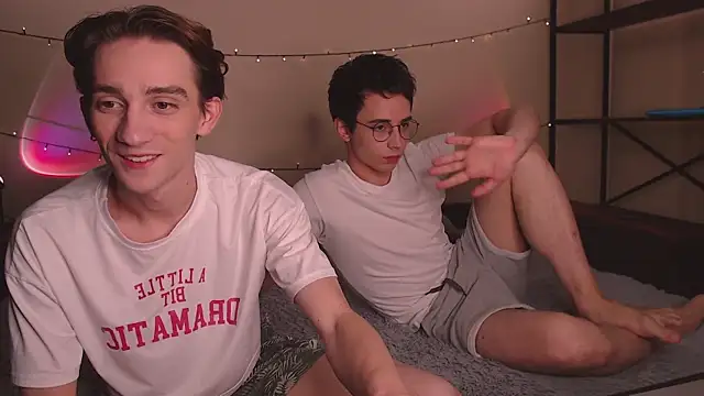 EliotMarks online show from October 3, 6:57 pm