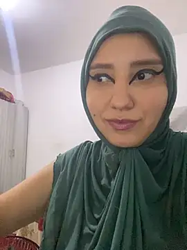 hannahayat online show from September 18, 12:20 am