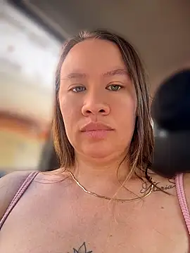 Emiily lee online show from April 12, 1:14 pm